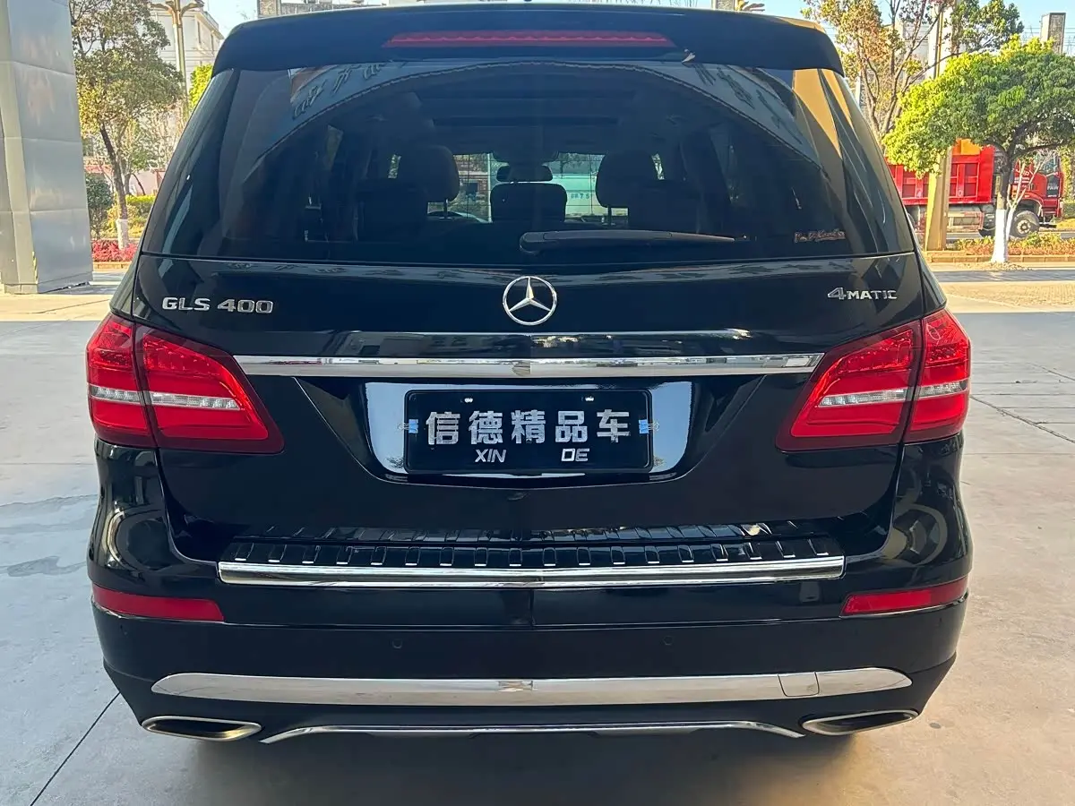 Mercedes-Benz GLS 2017 — Фото 8/20
