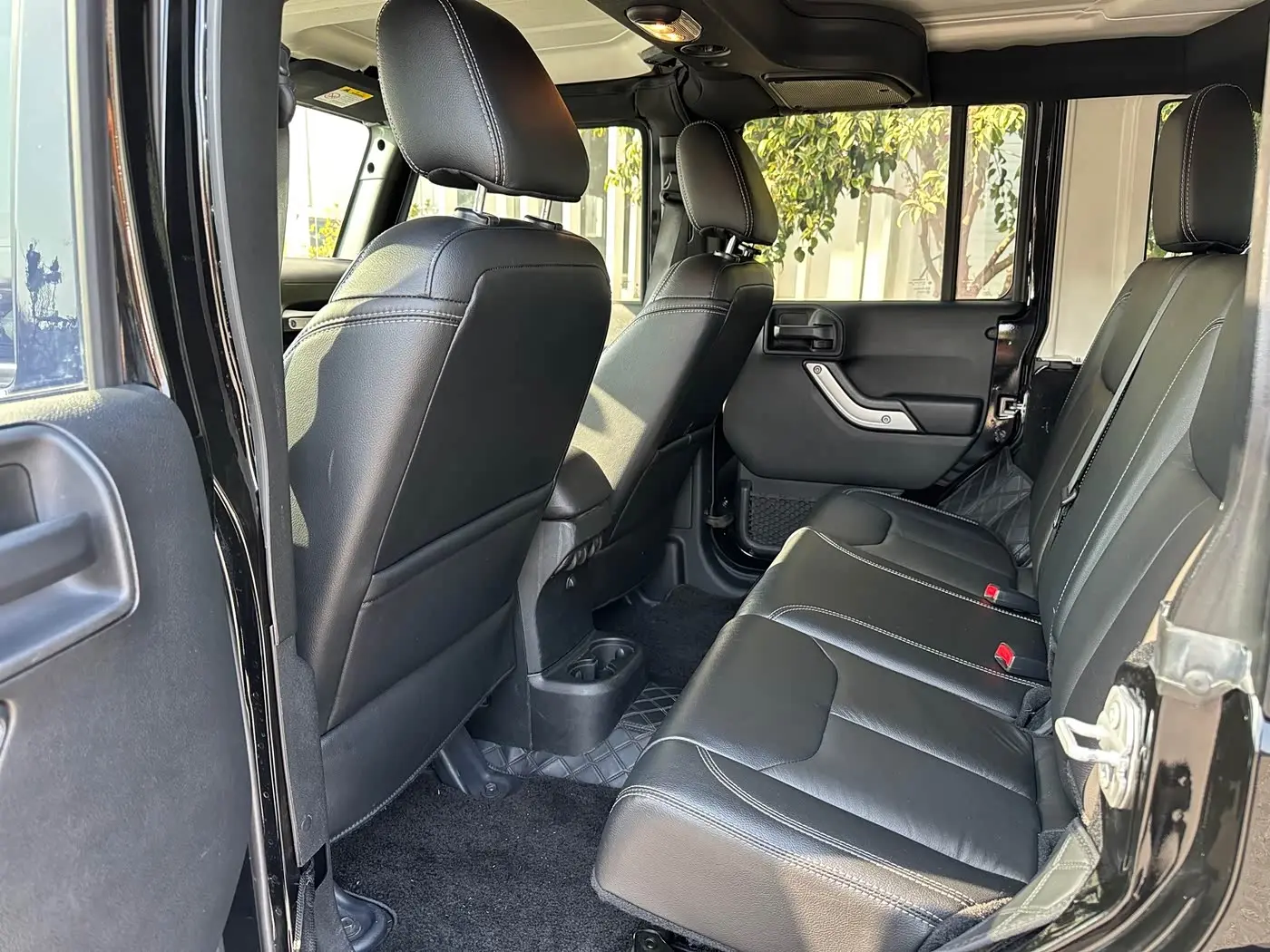 Jeep Wrangler 2018 — Фото 8/9