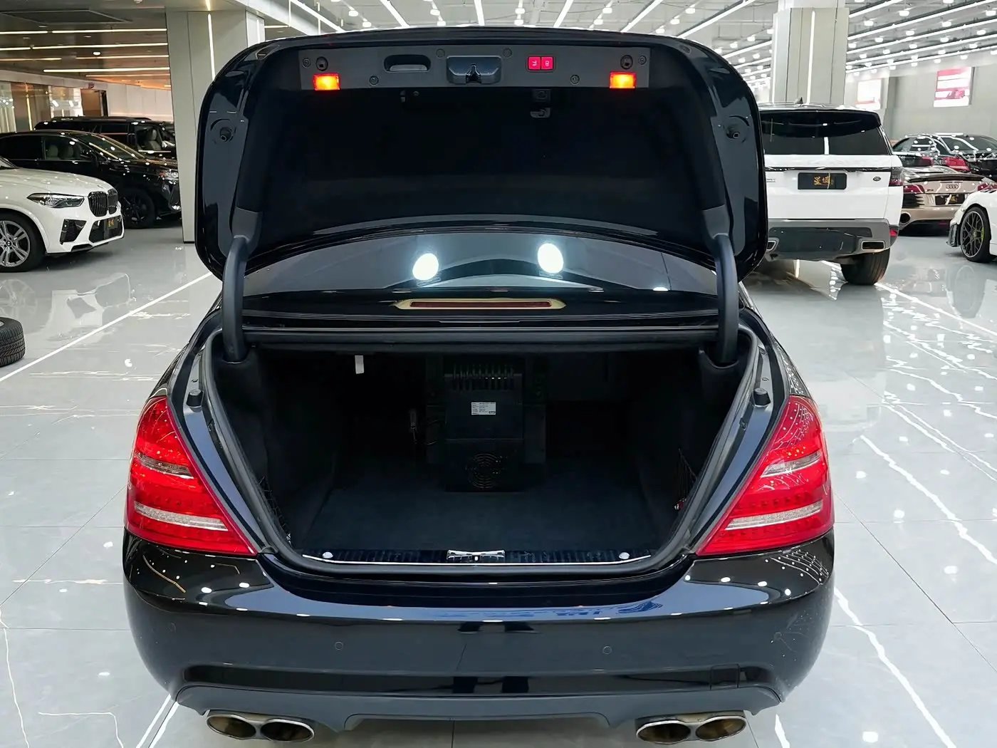 Mercedes-Benz S-Class AMG 2012 — Photo 9/20
