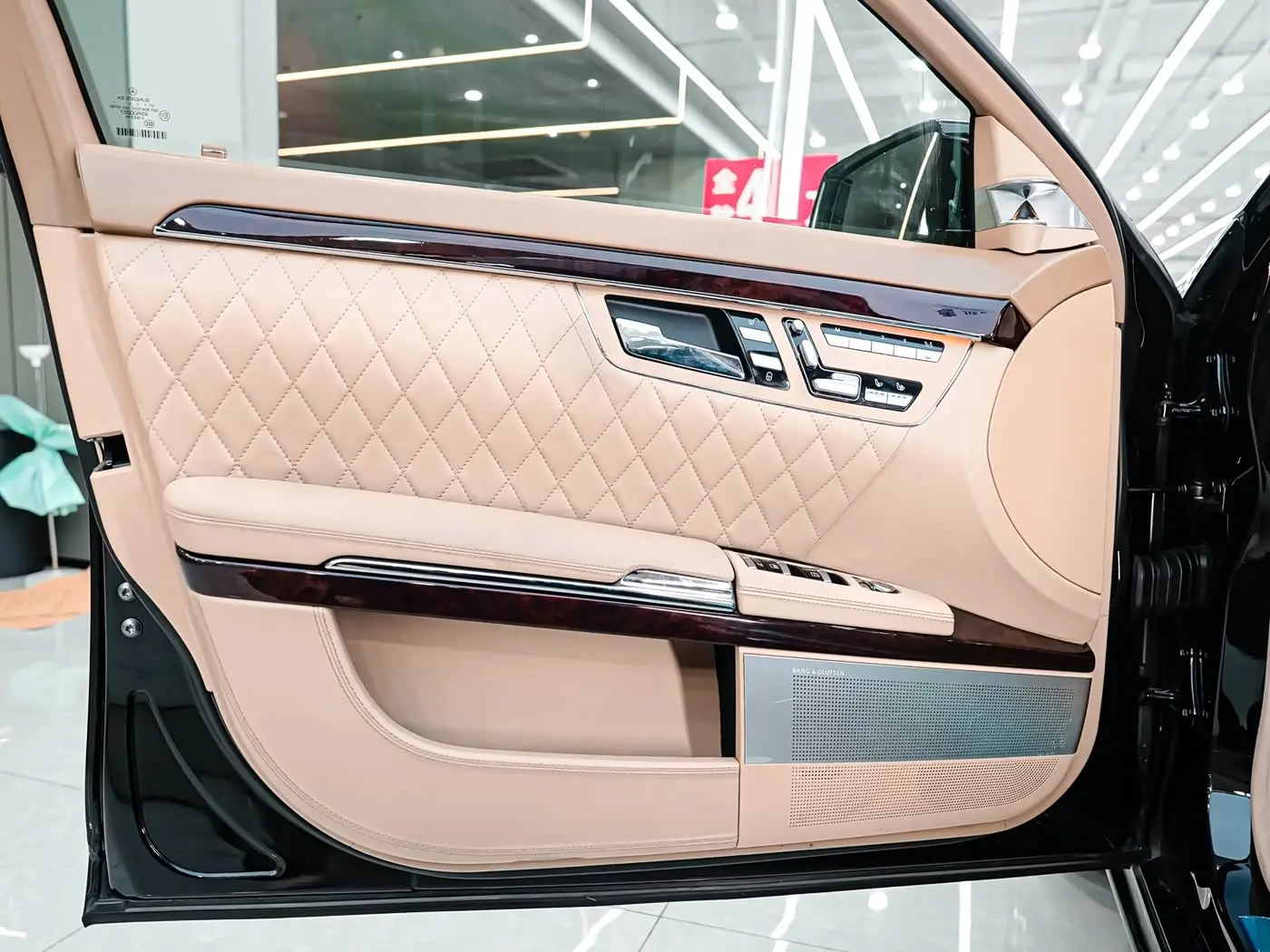 Mercedes-Benz S-Class AMG 2012 — ფოტო 20/20