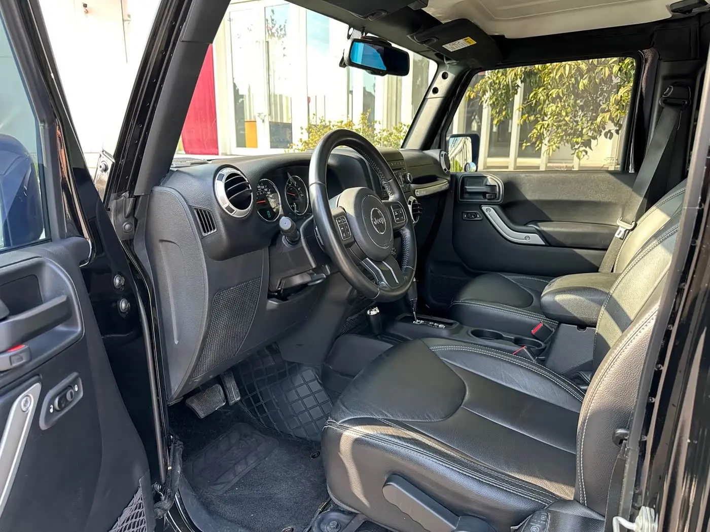 Jeep Wrangler 2018 — Фото 7/9