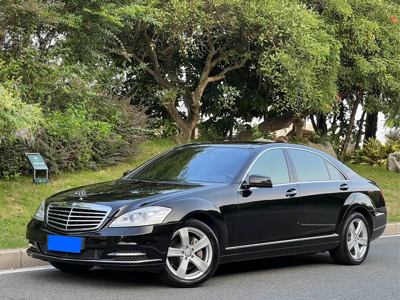 Mercedes-Benz S-Class, 2010