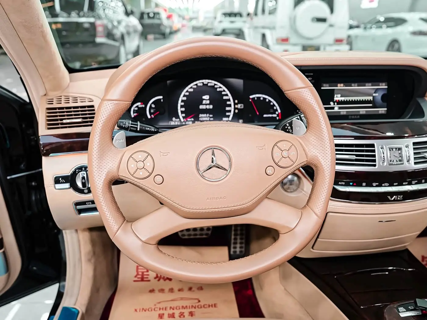 Mercedes-Benz S-Class AMG 2012 — ფოტო 17/20