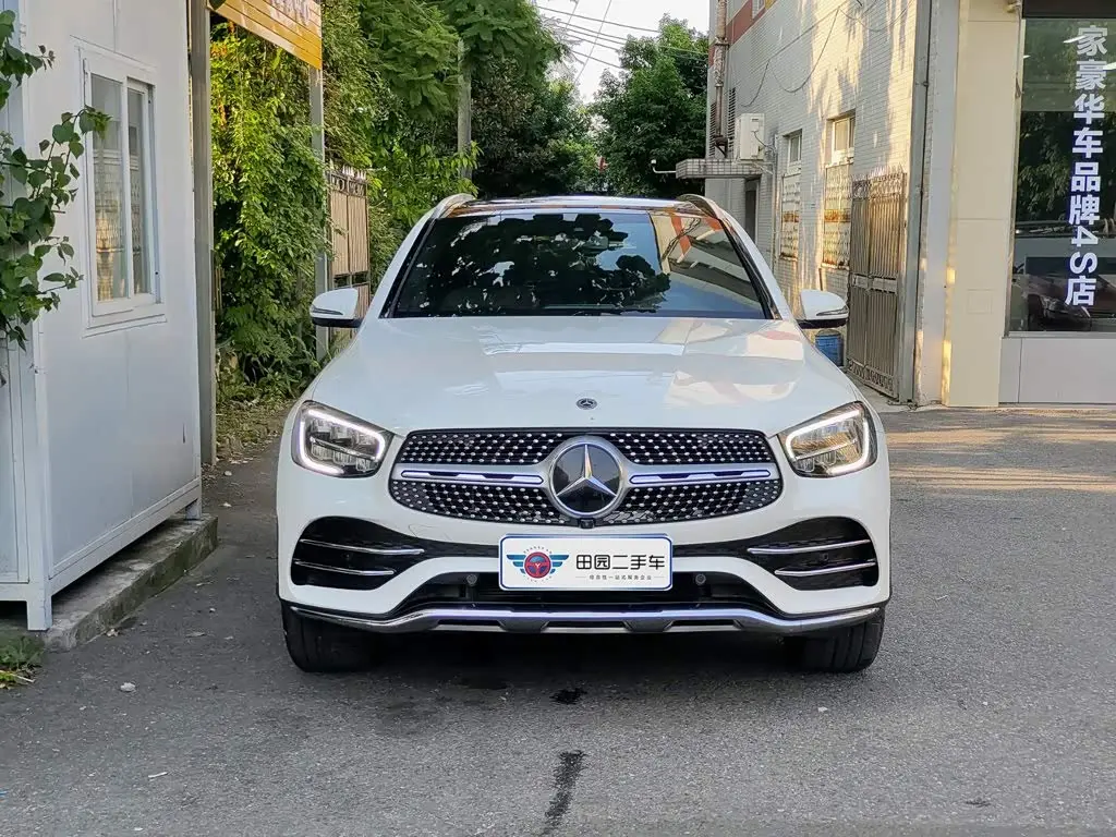 Mercedes-Benz GLC 2022 — Фото 2/11