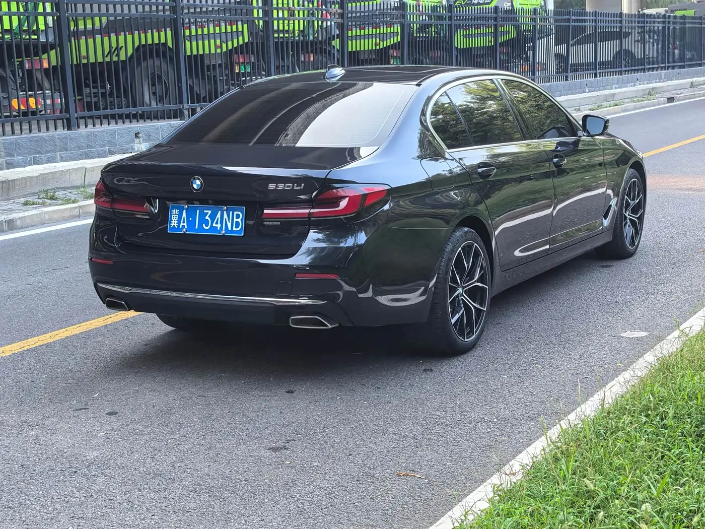 BMW 5 Series 2021 — Photo 5/10