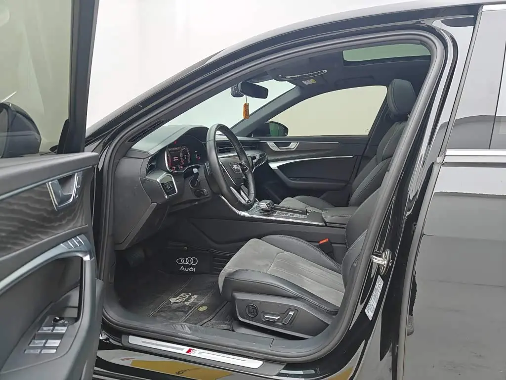 Audi A6L 2025 — Photo 16/20