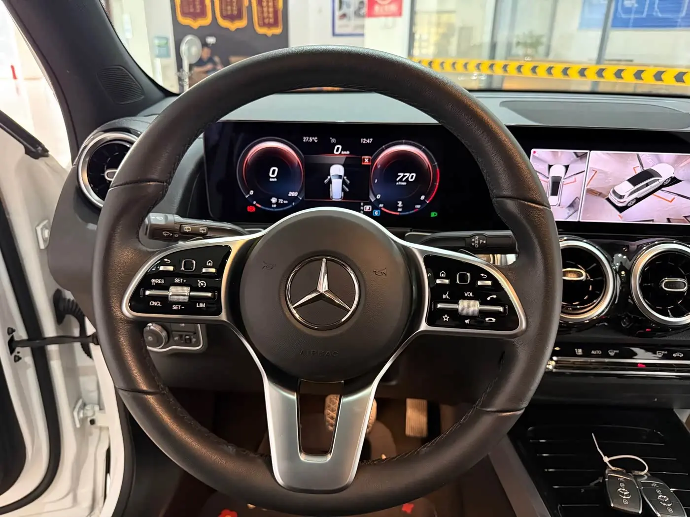 Mercedes-Benz GLB 2022 — Фото 12/20
