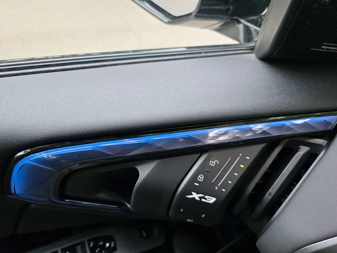 BMW X3 M50 2025 — Photo 11/16