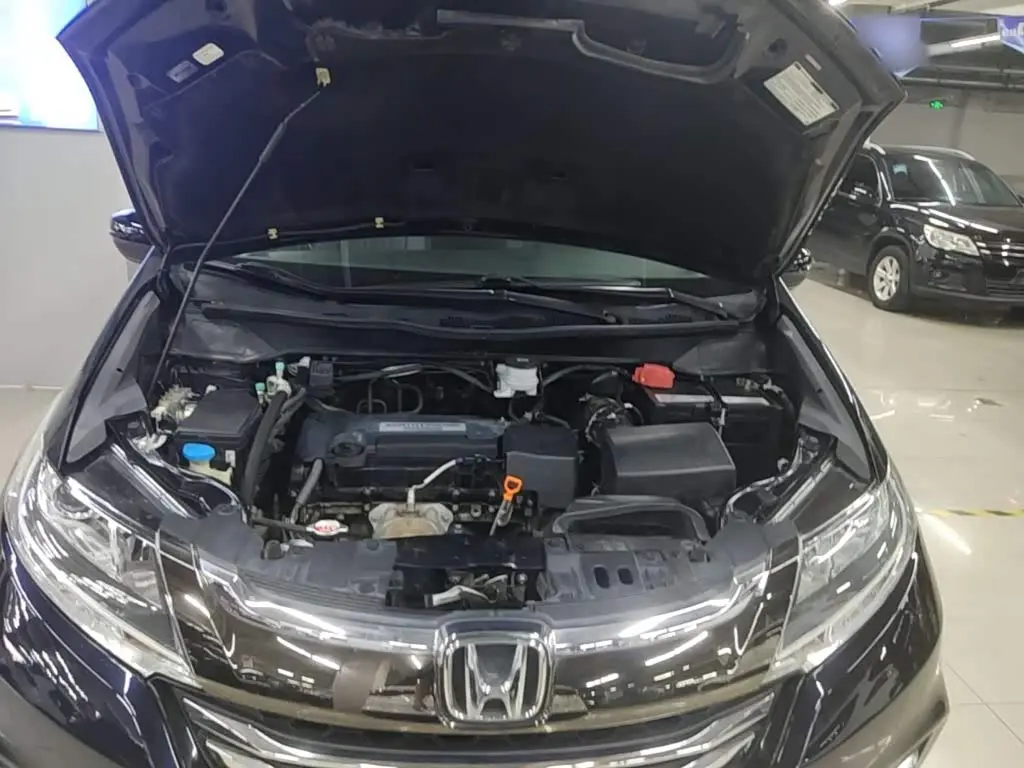 Honda Odyssey 2019 — Şəkil 20/20
