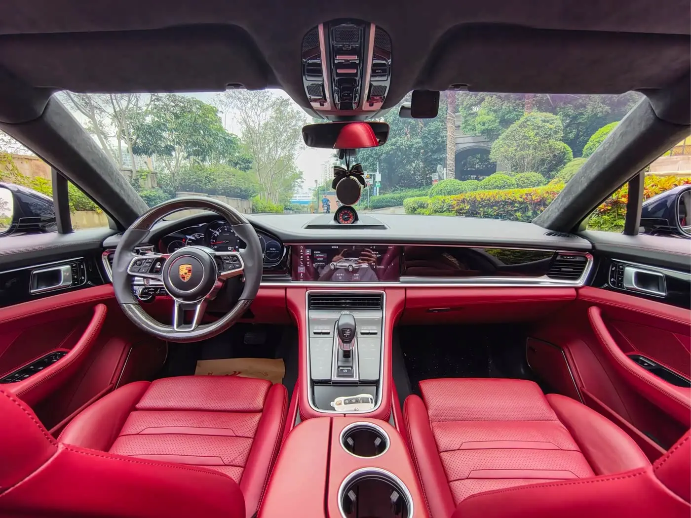 Porsche Panamera 2019 — Şəkil 17/20