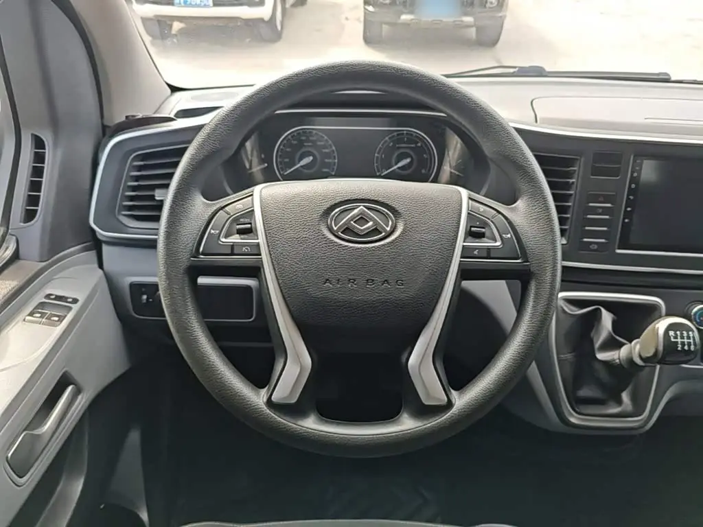 SAIC Maxus Xintu V80 2024 — Фото 7/20
