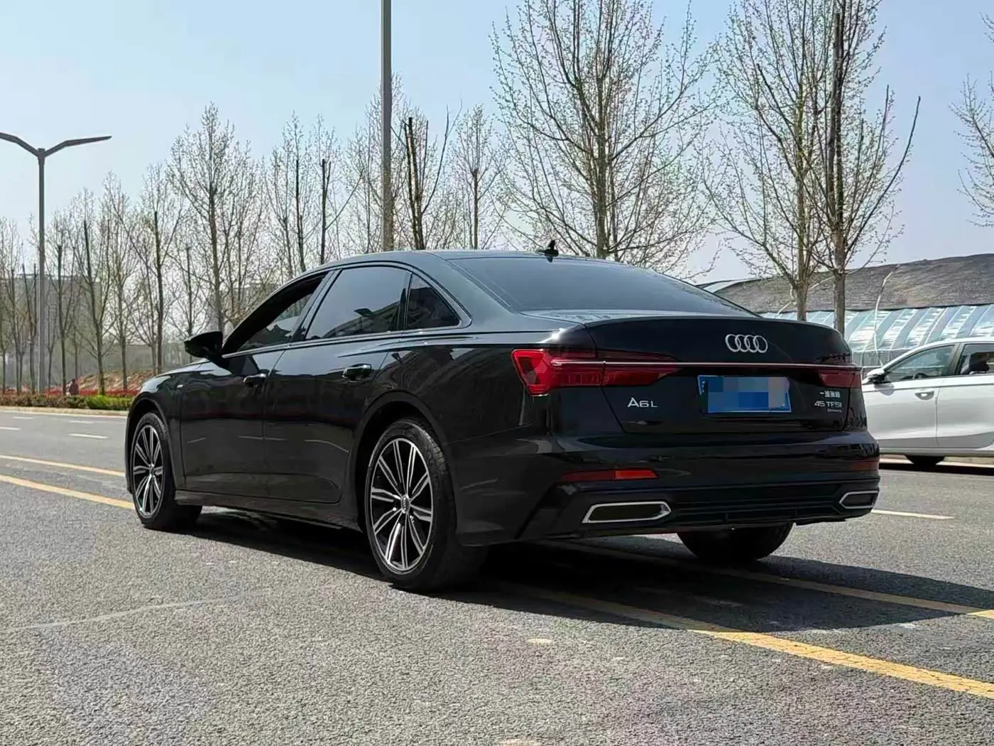 Audi A6L 2020 — Фото 7/9
