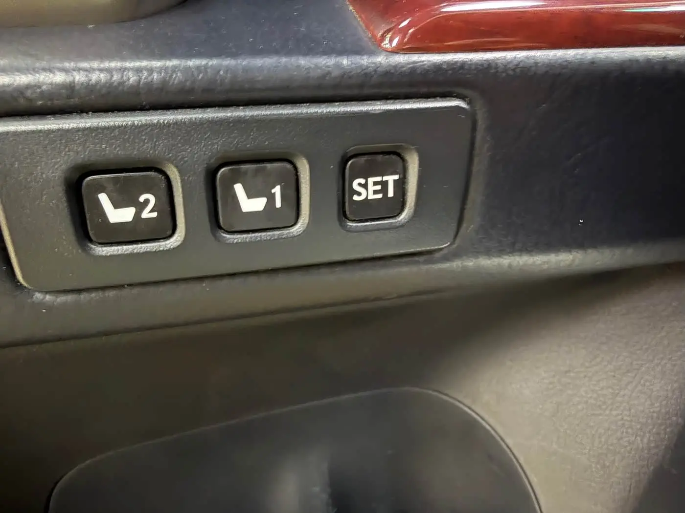 Lexus GX 2012 — Şəkil 13/20