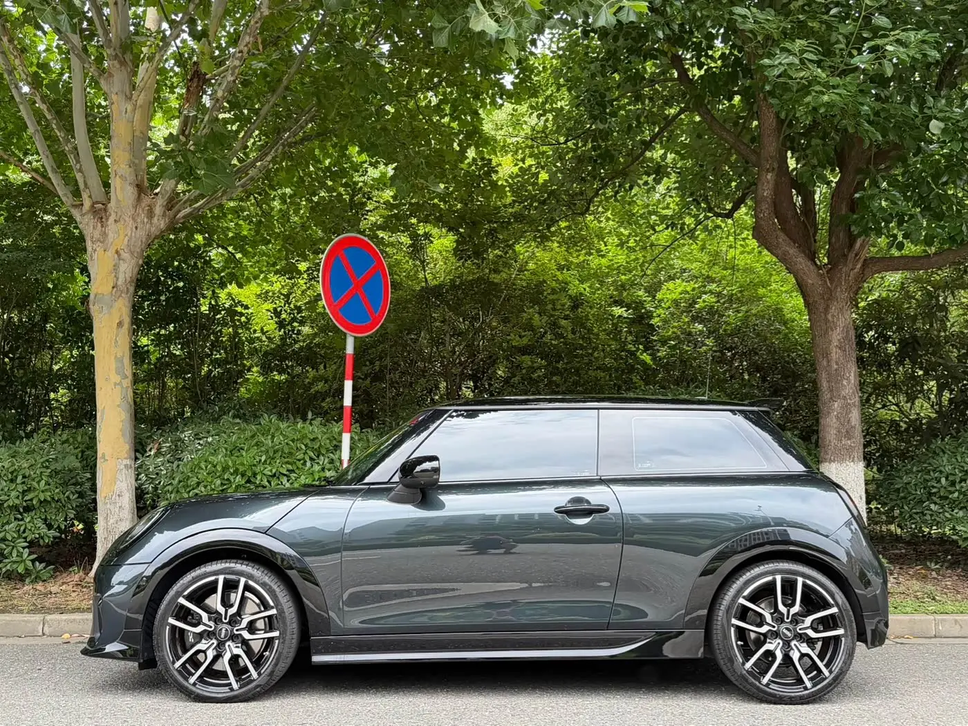 MINI MINI 2025 — Photo 3/14