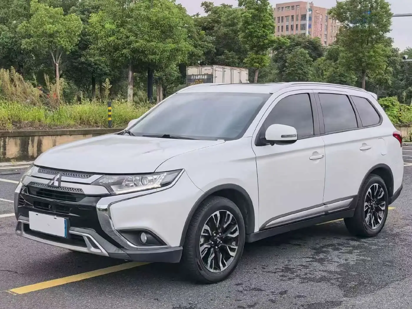 Mitsubishi Outlander, 2021