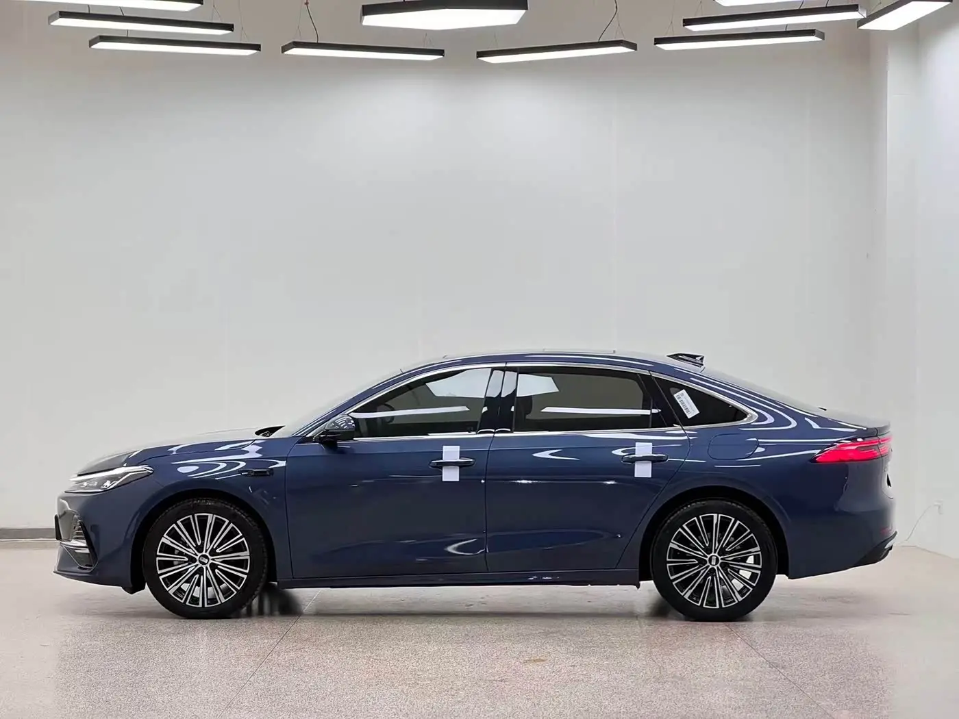 Geely Galaxy Galaxy A7 2025 — Şəkil 18/20