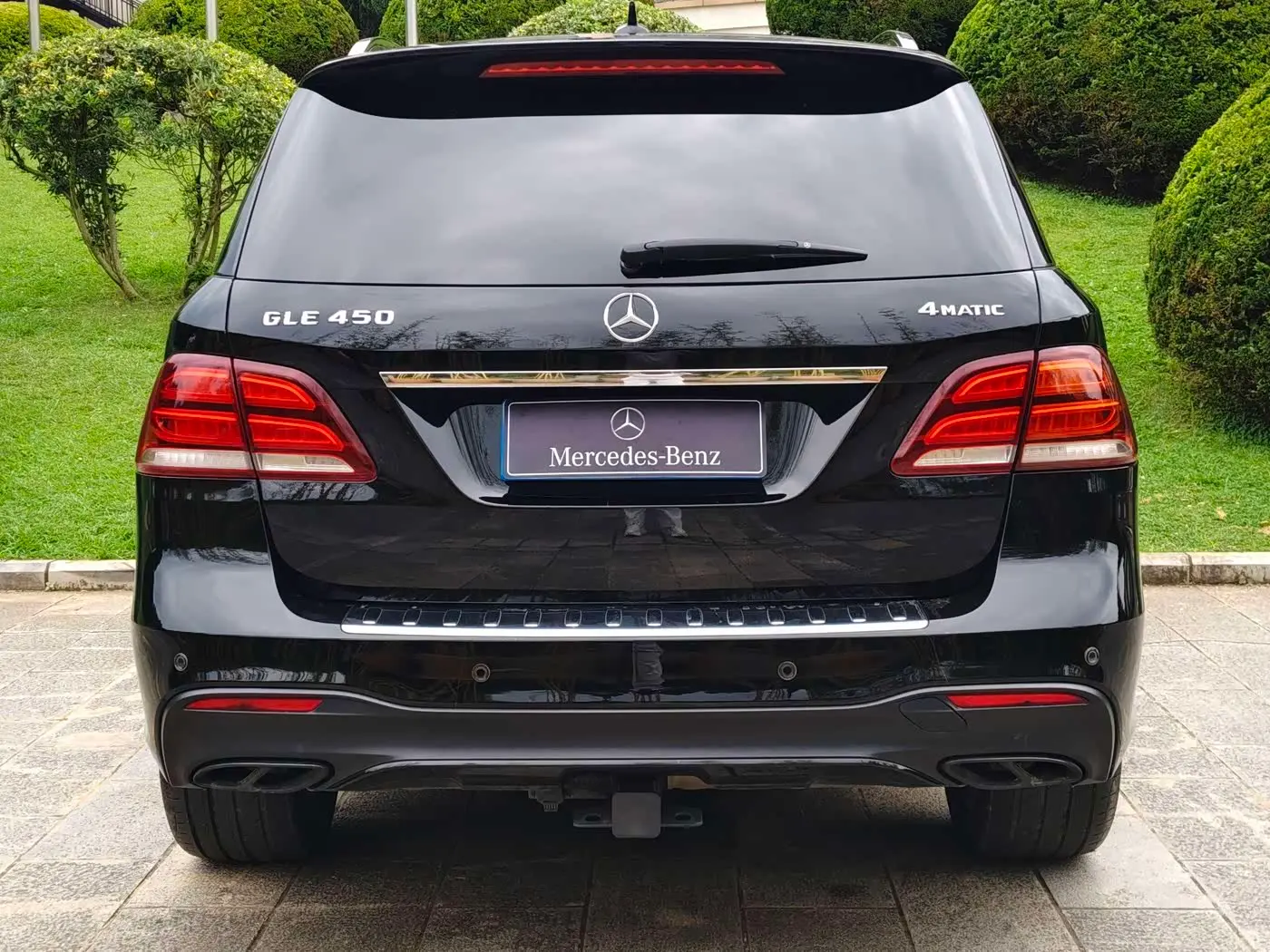 Mercedes-Benz GLE 2016 — Photo 6/20