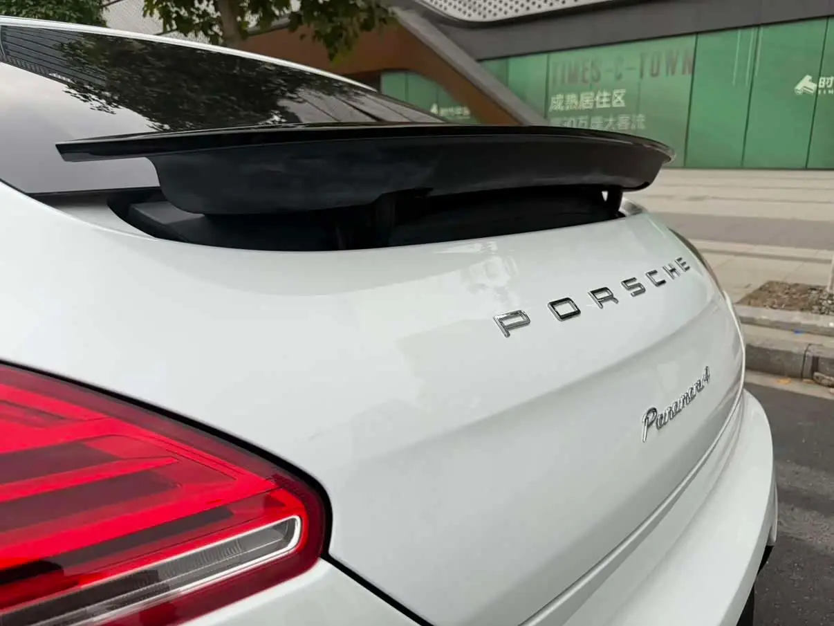 Porsche Panamera 2014 — Photo 12/20