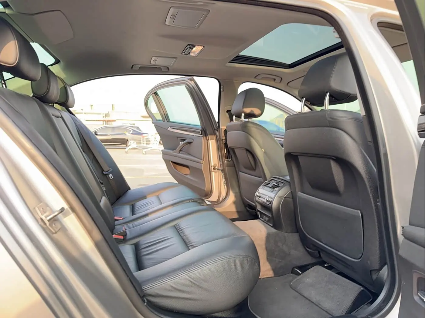 BMW 5 Series 2014 — Фото 13/16
