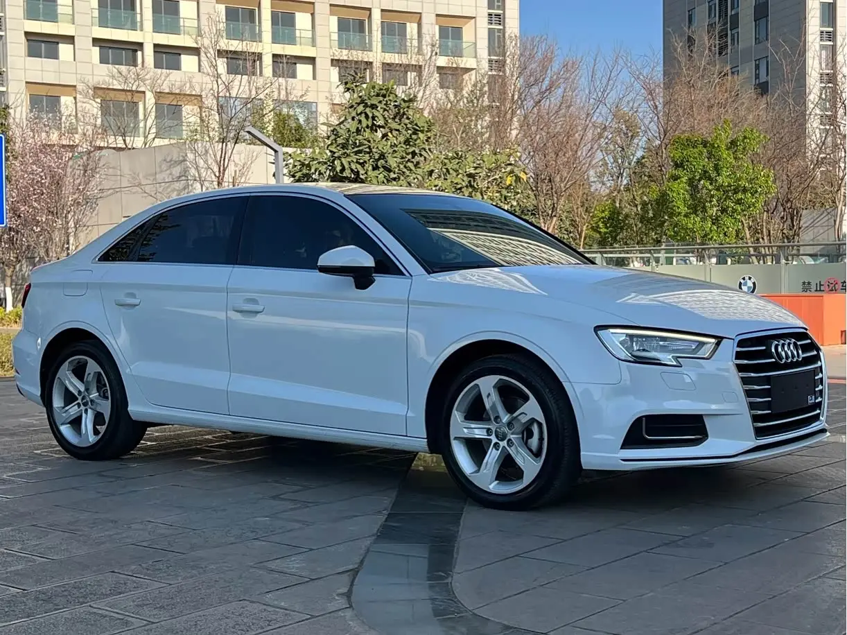 Audi A3 2021 — Photo 3/20