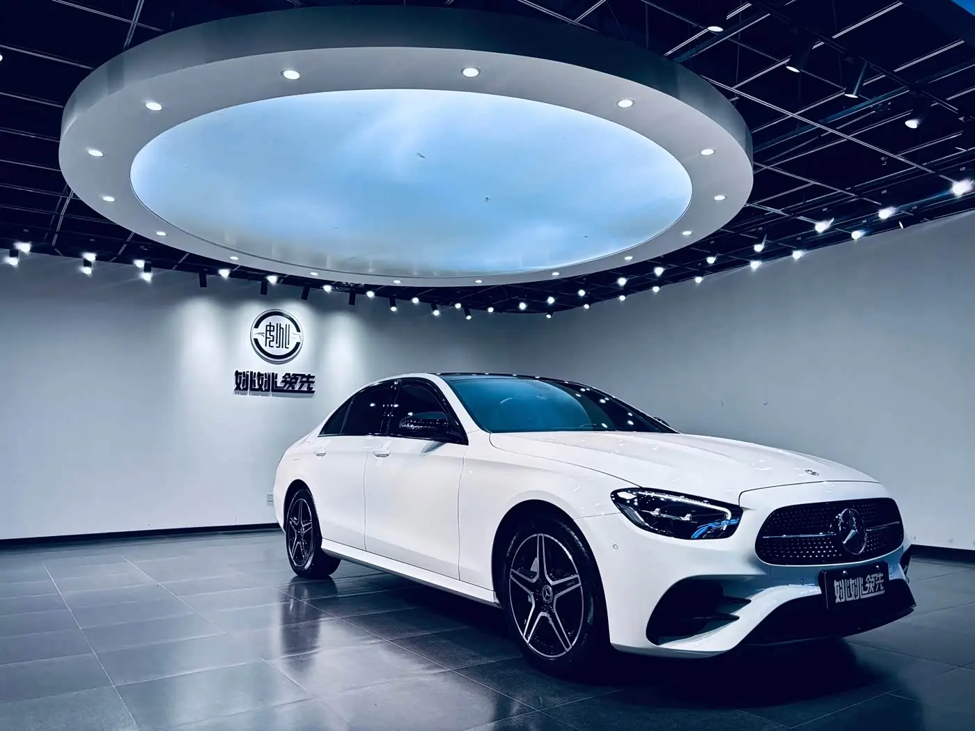 Mercedes-Benz E-Class 2022 — Фото 13/13