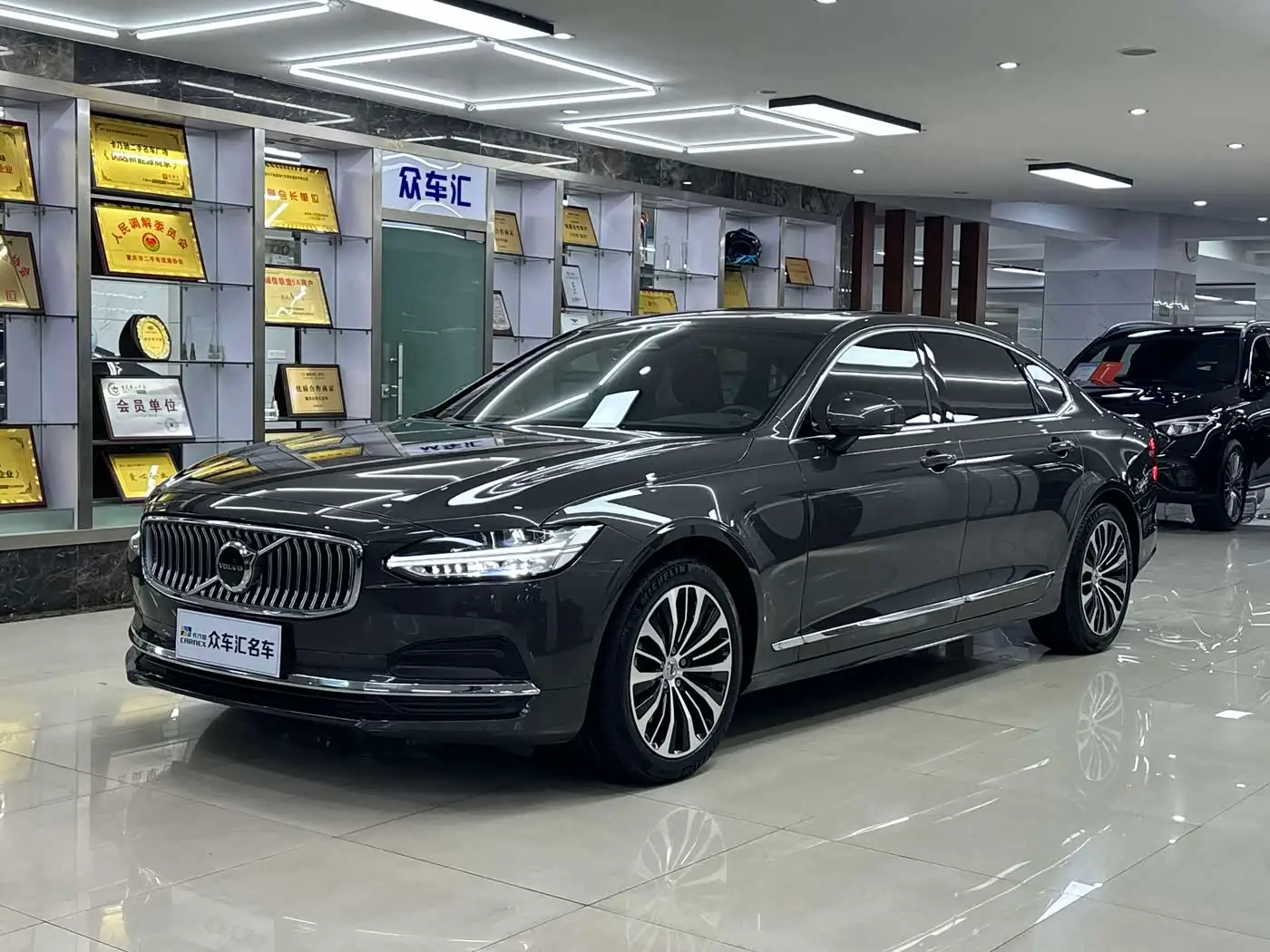 Volvo S90, 2023