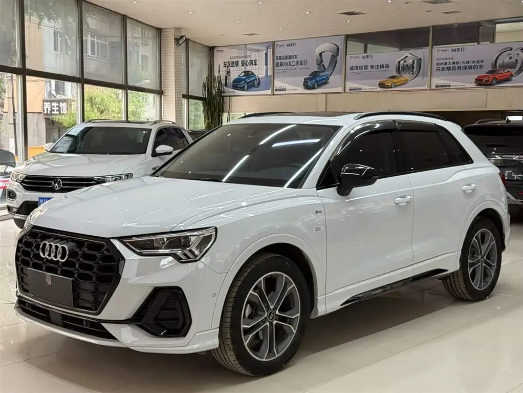 Audi Q3, 2023