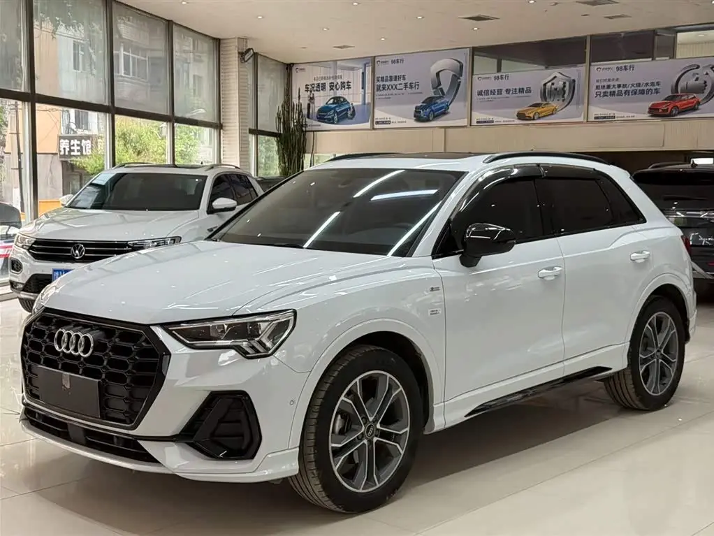 Audi Q3 2023 — Photo 1/20