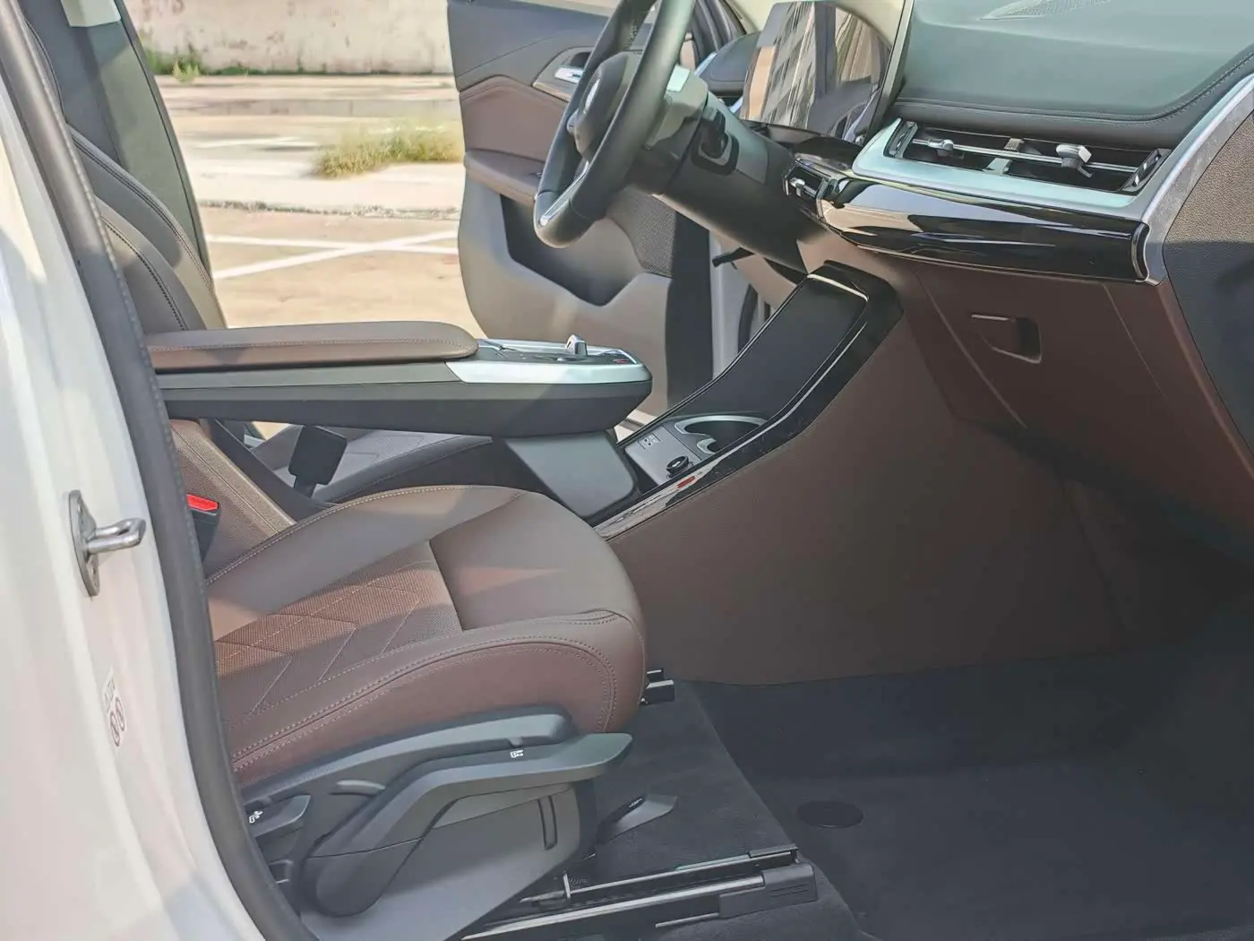 BMW X1 2023 — Photo 13/16