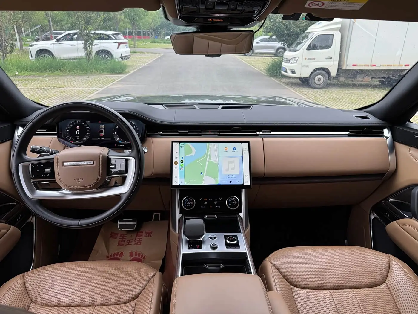 Land Rover Range Rover 2023 — Фото 7/17