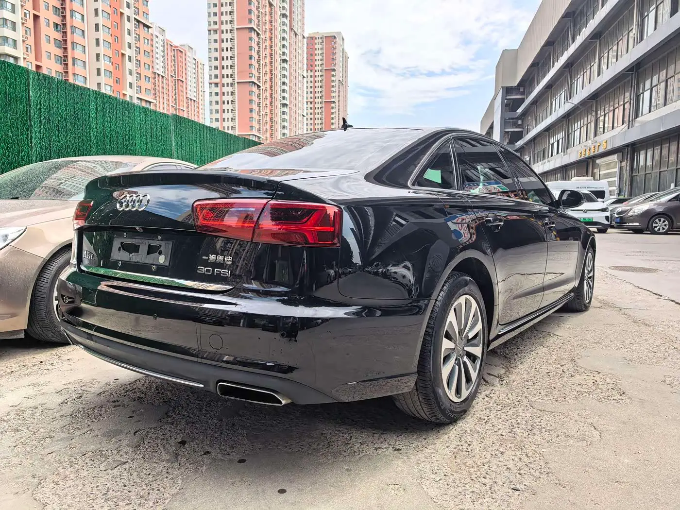 Audi A6L 2017 — Photo 6/15
