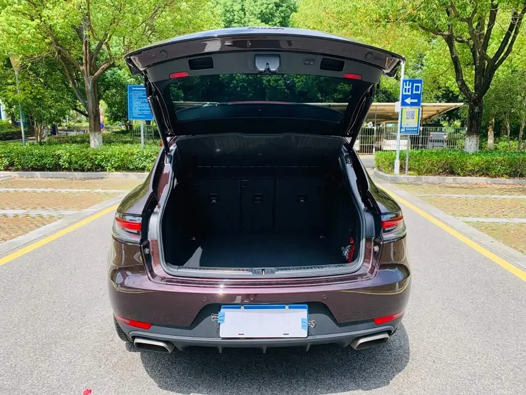 Porsche Macan 2019 — Photo 19/20