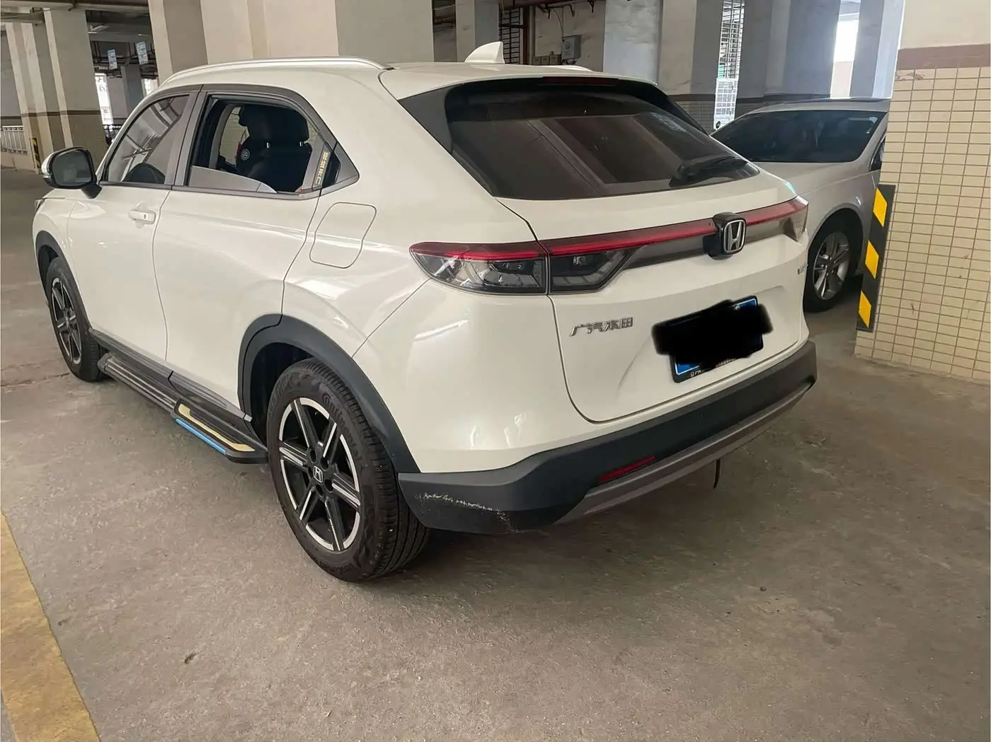 Honda Vezel 2023 — Фото 8/11