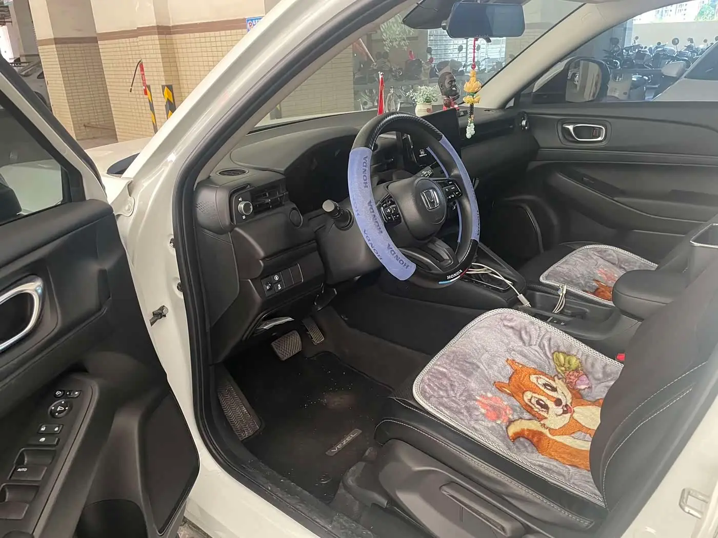 Honda Vezel 2023 — Фото 4/11
