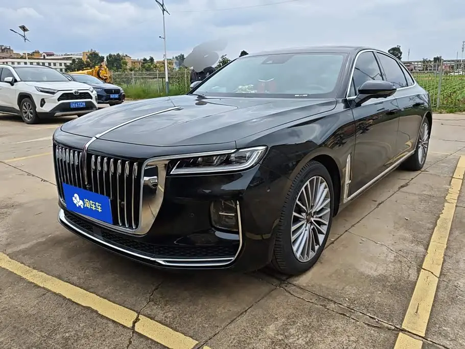 Hongqi H9 2024 — ფოტო 1/16