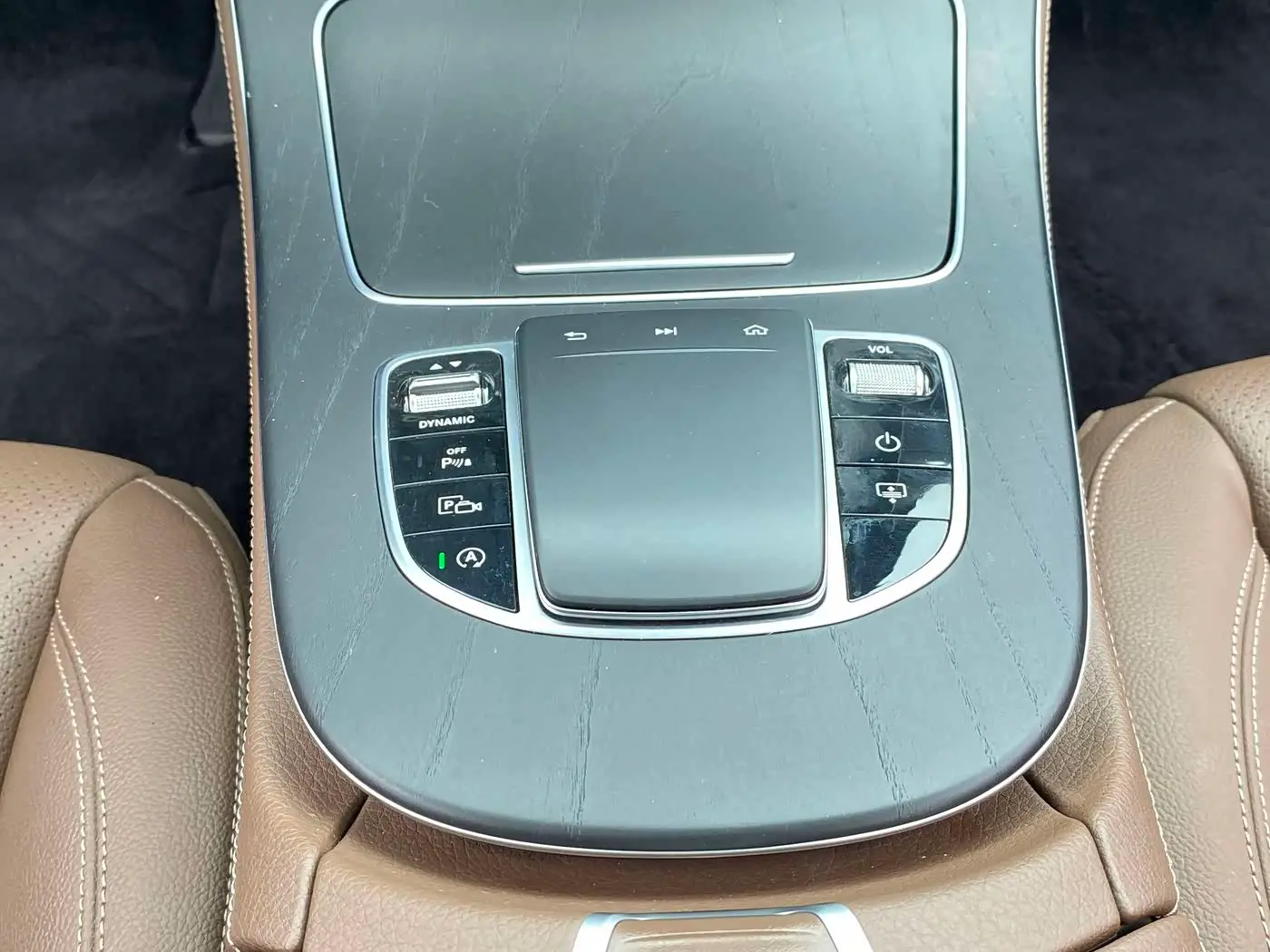 Mercedes-Benz E-Class 2020 — Фото 17/20