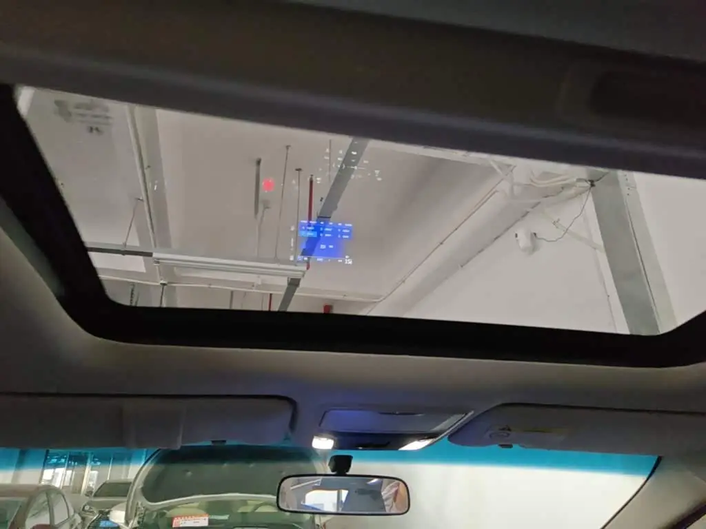 Honda Odyssey 2018 — Фото 17/20
