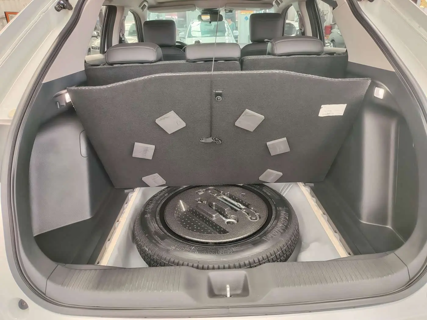 Honda Vezel 2024 — Photo 9/20