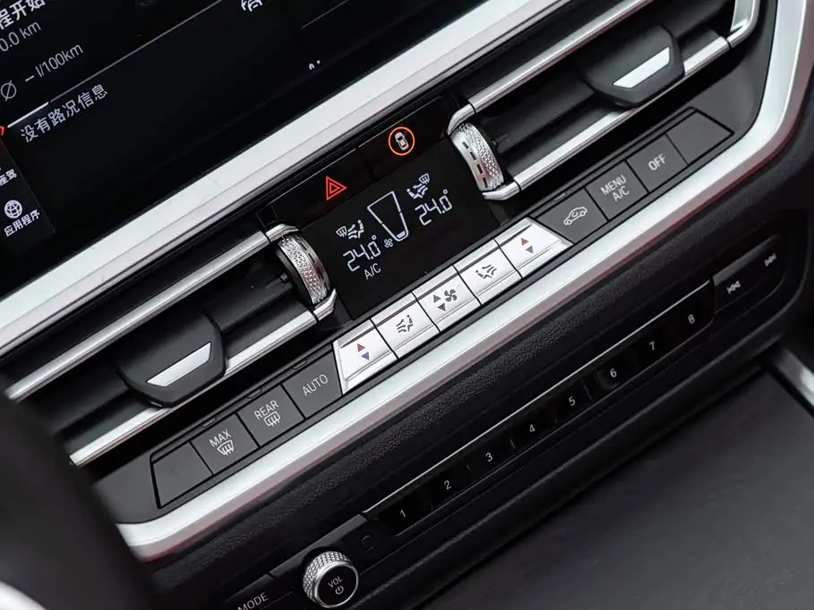 BMW 4 Series 2022 — ფოტო 18/19