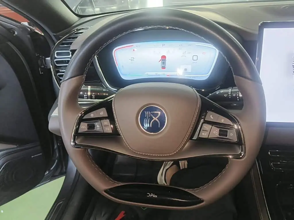 BYD Han 2022 — Photo 11/20