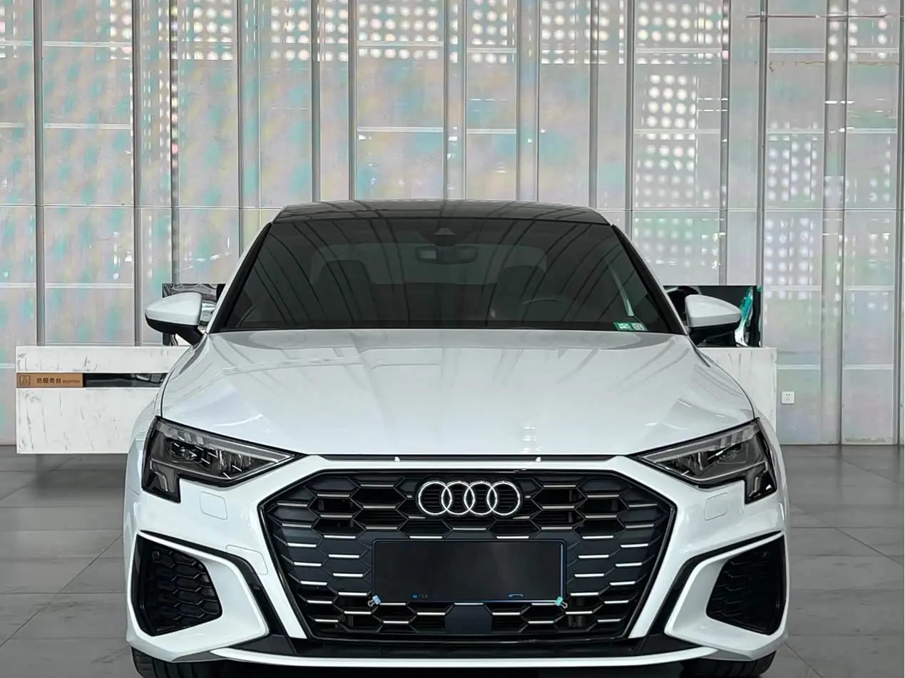 Audi A3 2023 — Şəkil 2/18