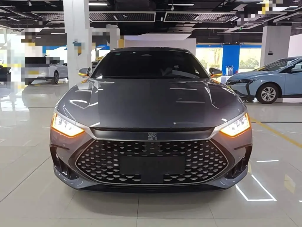 BYD Han 2022 — Photo 3/20