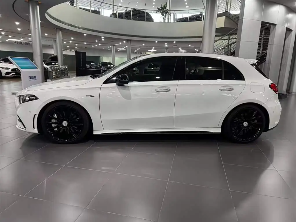 Mercedes-Benz A-Class AMG 2020 — Photo 2/20