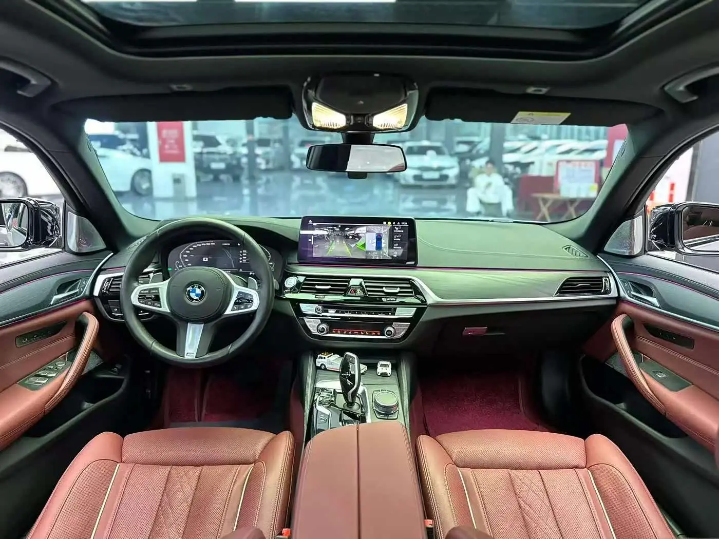 BMW 5 Series 2020 — Photo 7/9