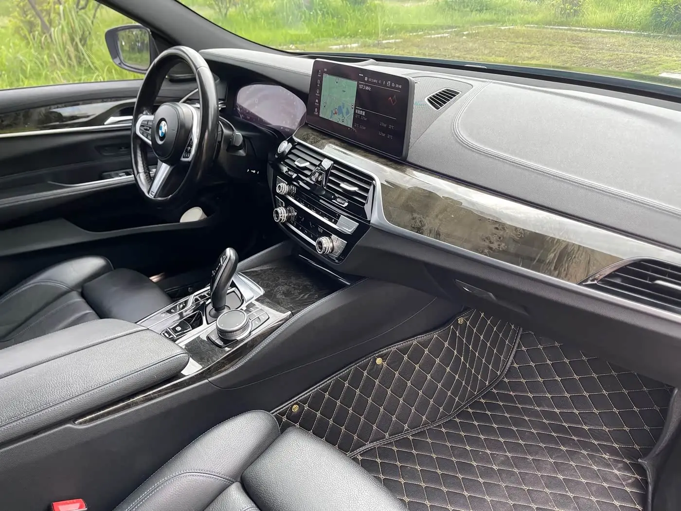 BMW 6 Series GT 2022 — Photo 15/20