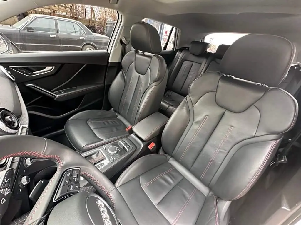Audi Q2L 2022 — Photo 14/16
