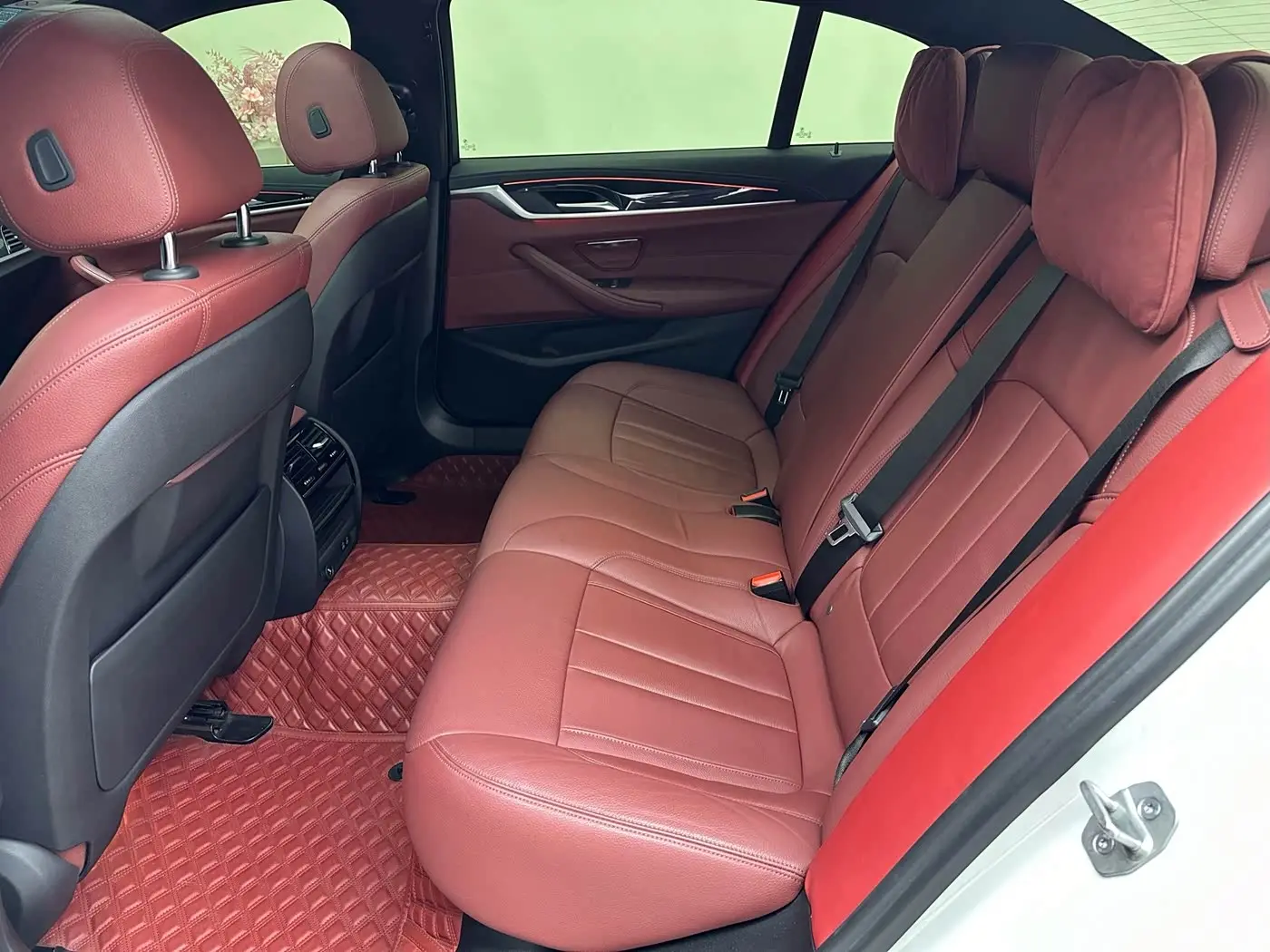 BMW 5 Series 2020 — Şəkil 19/20