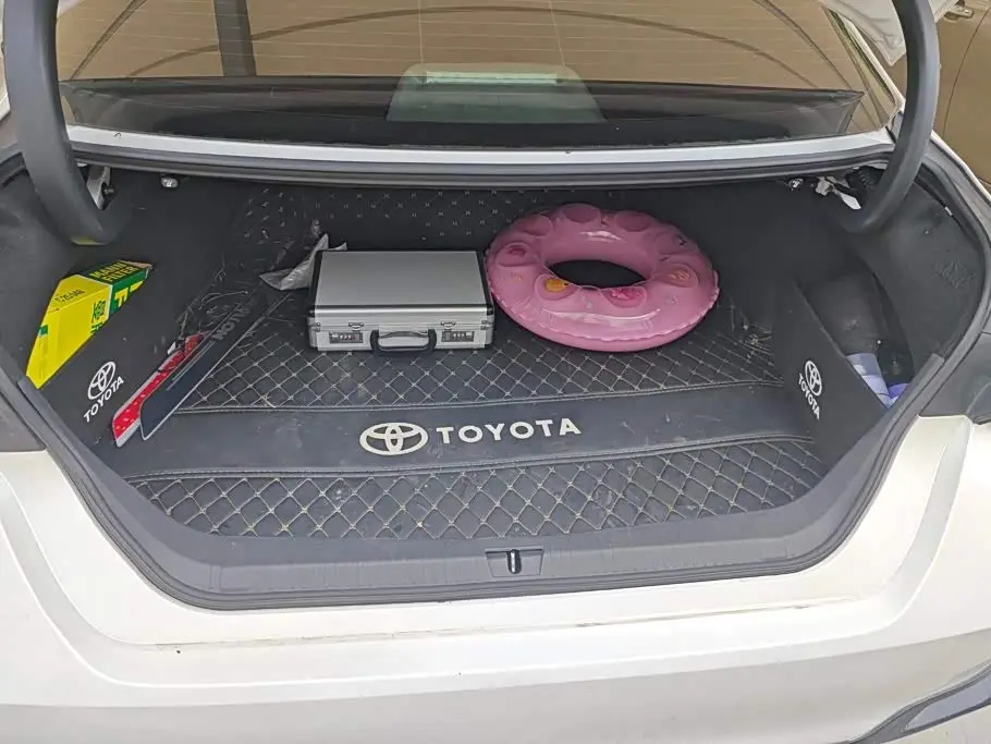 Toyota Avalon 2021 — Photo 4/16