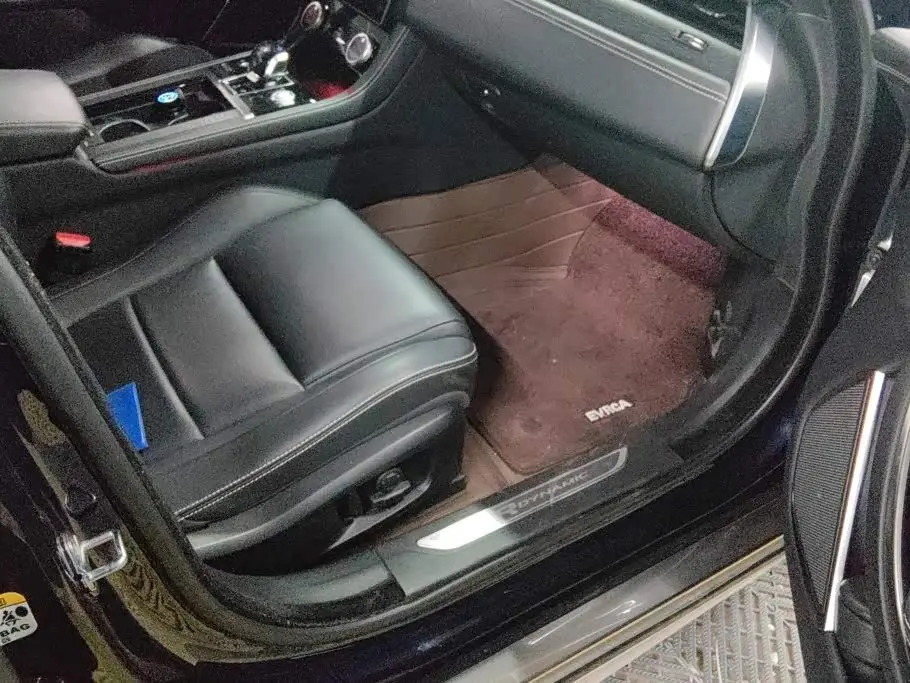 Jaguar XFL 2021 — ფოტო 8/16