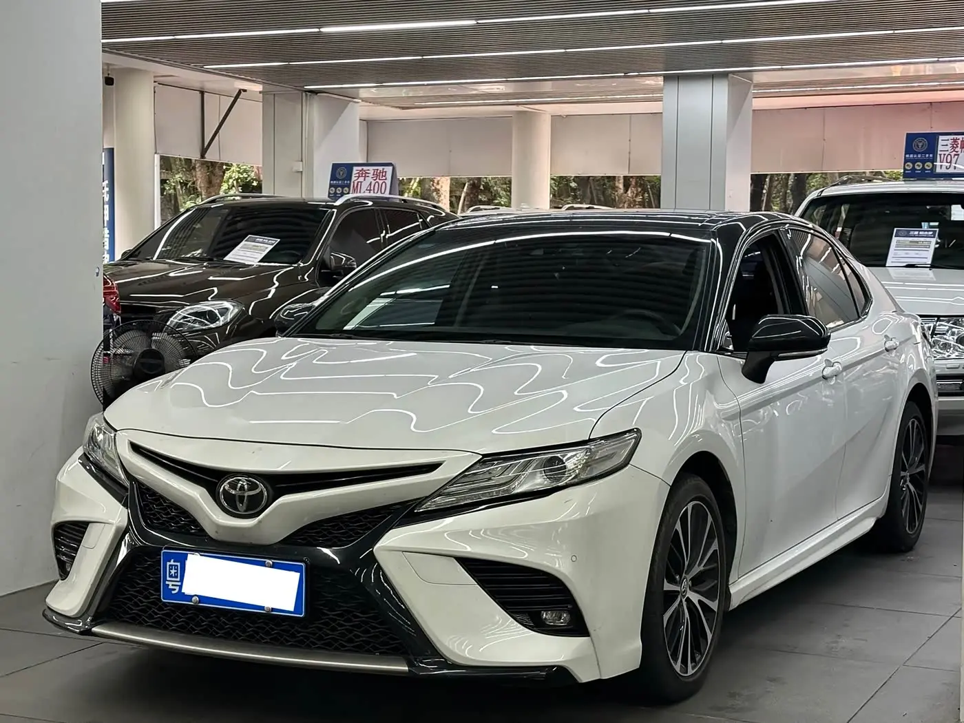 Toyota Camry 2020 — Şəkil 1/6